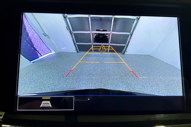 Used 2023 Cadillac XT6 Sport image 14