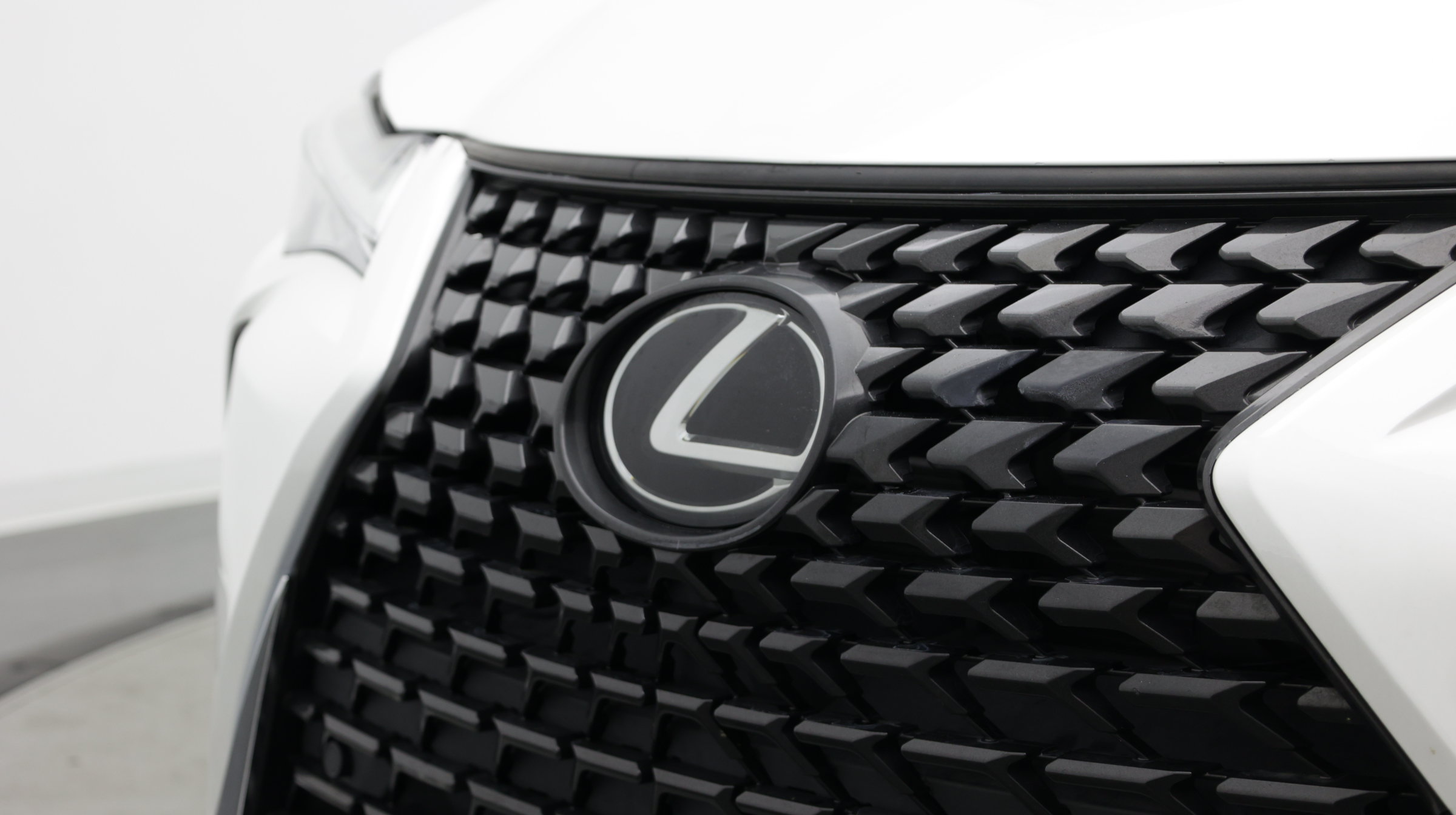 Used 2022 Lexus UX 200 w/ Accessory Package (Z1) FWD image 10