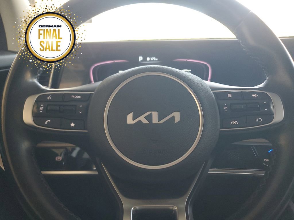 Used 2023 Kia Sportage EX image 20