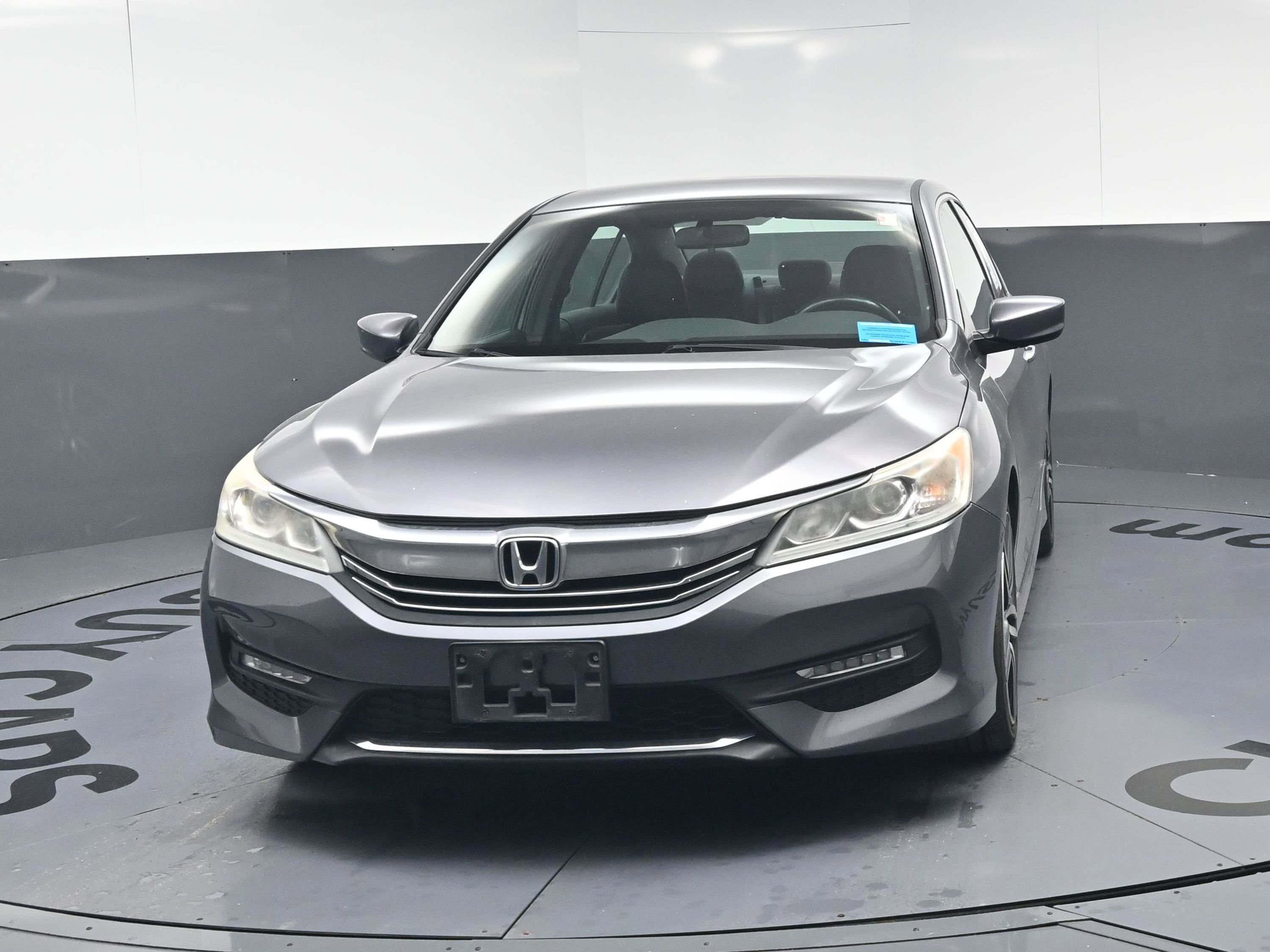 Used 2017 Honda Accord Sport image 5
