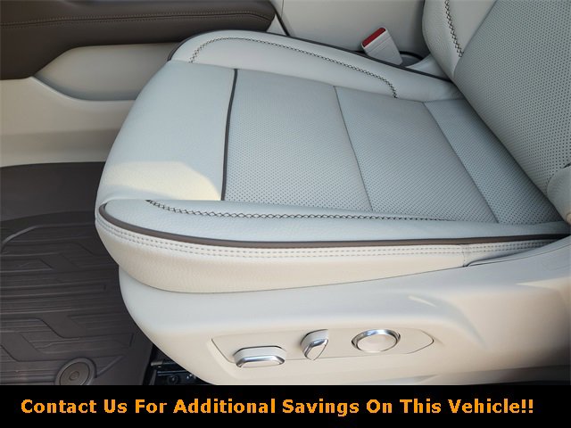New 2026 GMC Yukon XL Denali w/ LPO, Floor Liner Package image 18