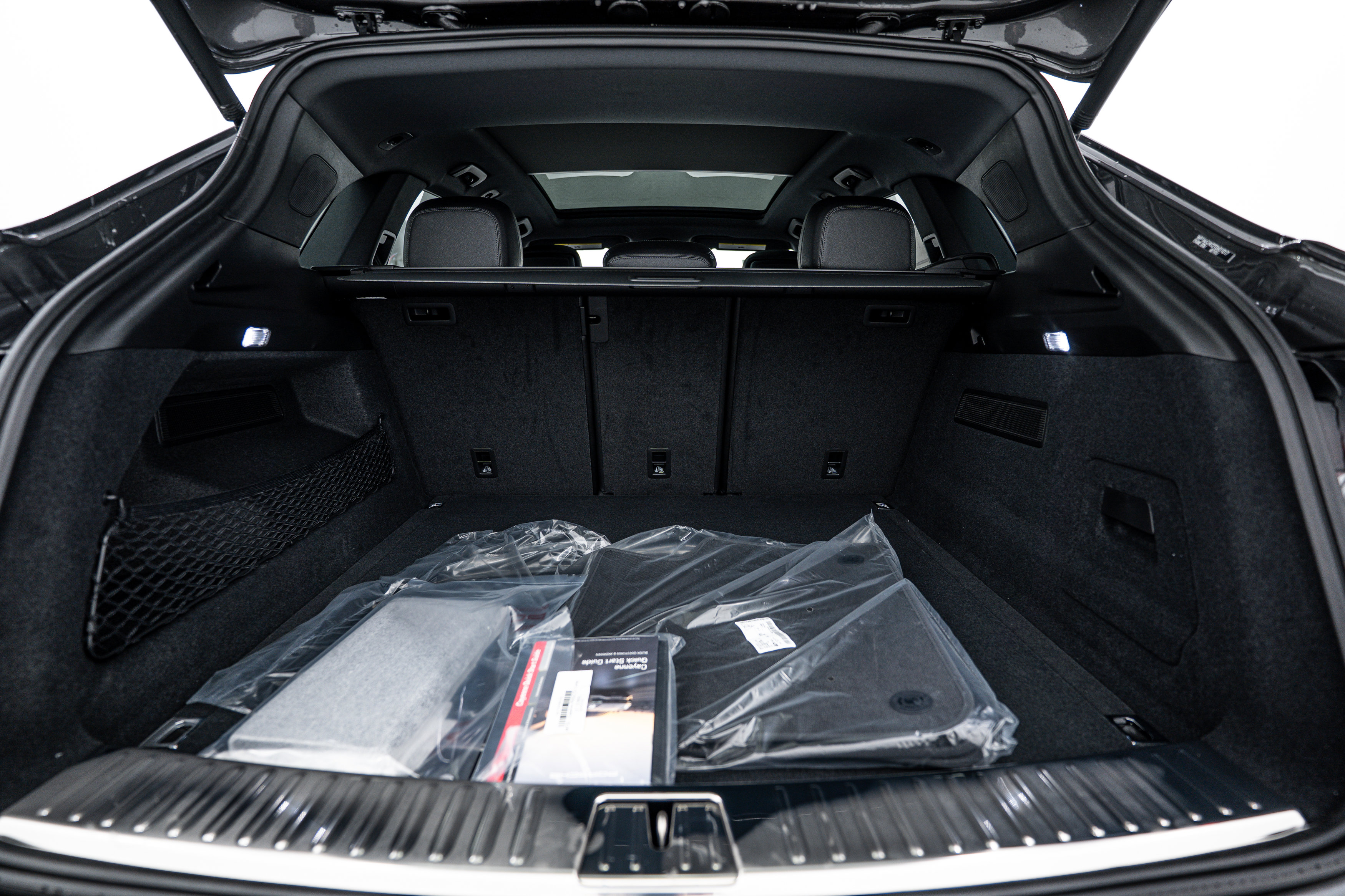 New 2026 Porsche Cayenne image 25