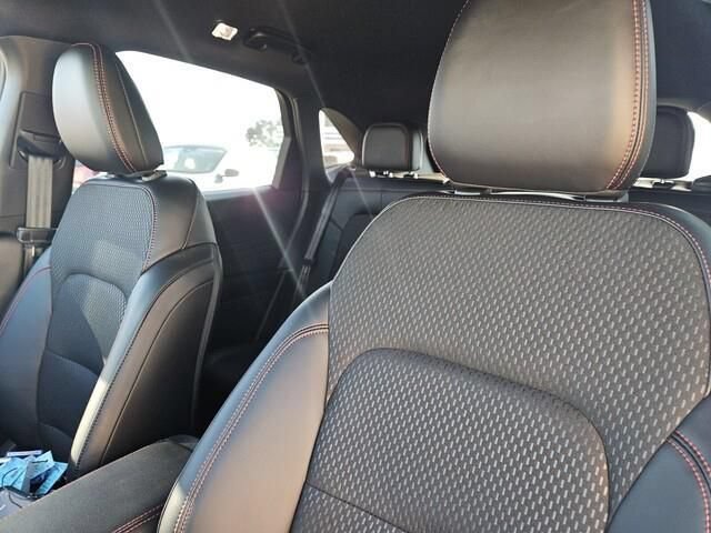New 2026 Ford Escape ST-Line w/ Tech Pack #1 FWD image 19