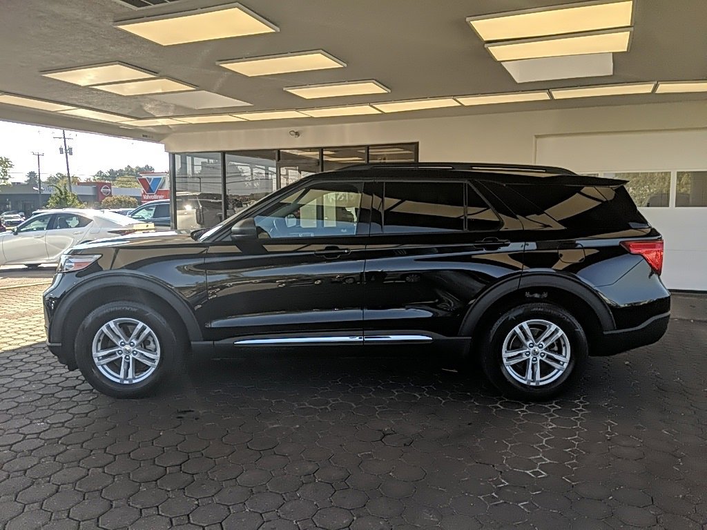 Certified 2023 Ford Explorer XLT image 8