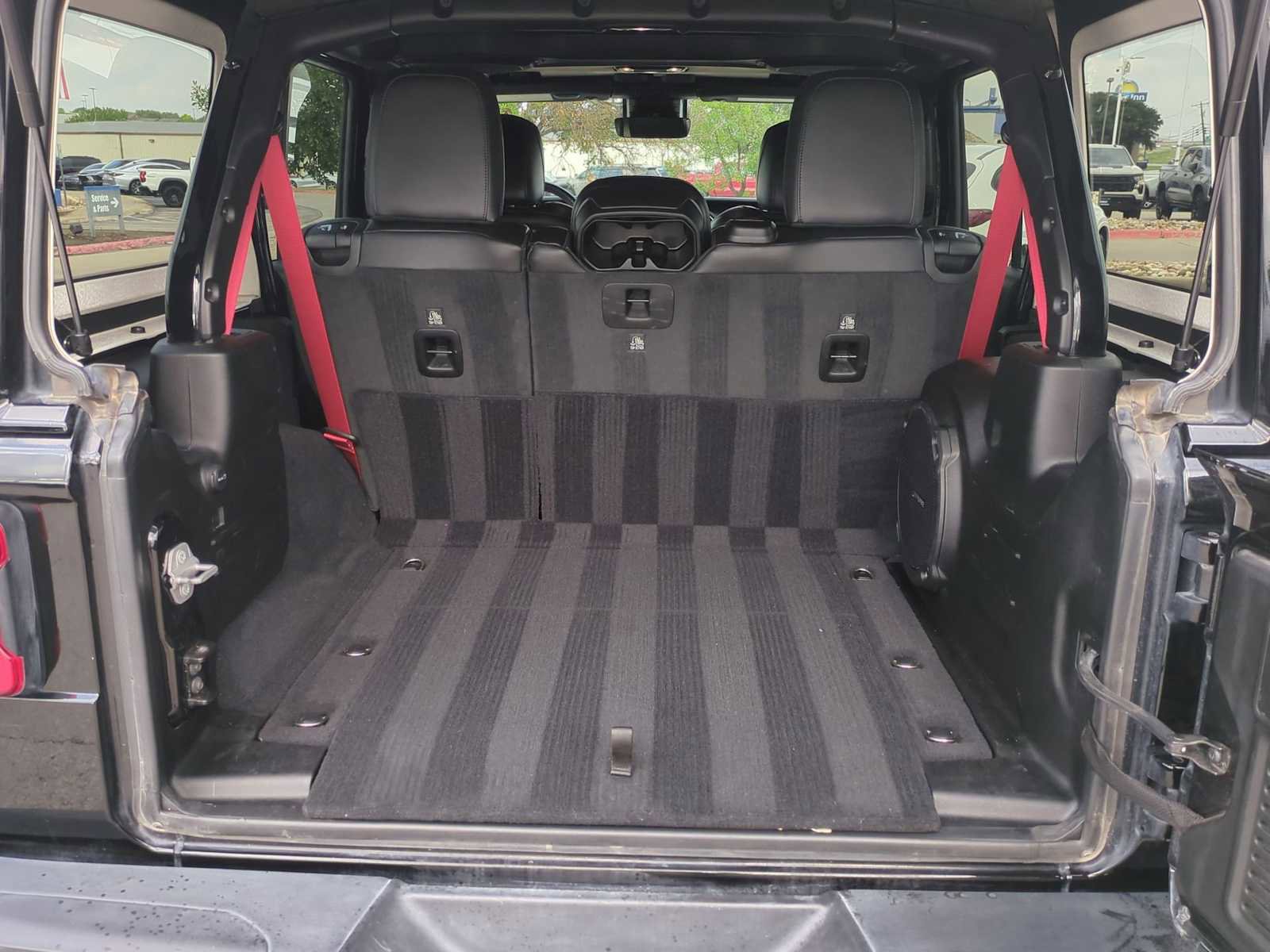 Used 2020 Jeep Wrangler Unlimited Rubicon w/ Quick Order Package 28Y Recon image 26