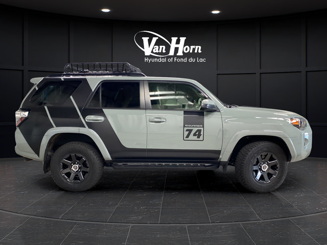 Used 2022 Toyota 4Runner Trail Special Edition AWD/4WD image 8