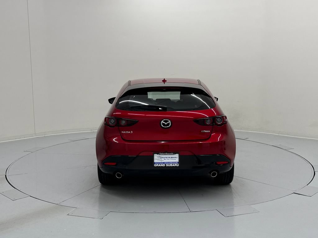 Used 2019 MAZDA MAZDA3 Hatchback w/ Premium Package FWD image 4