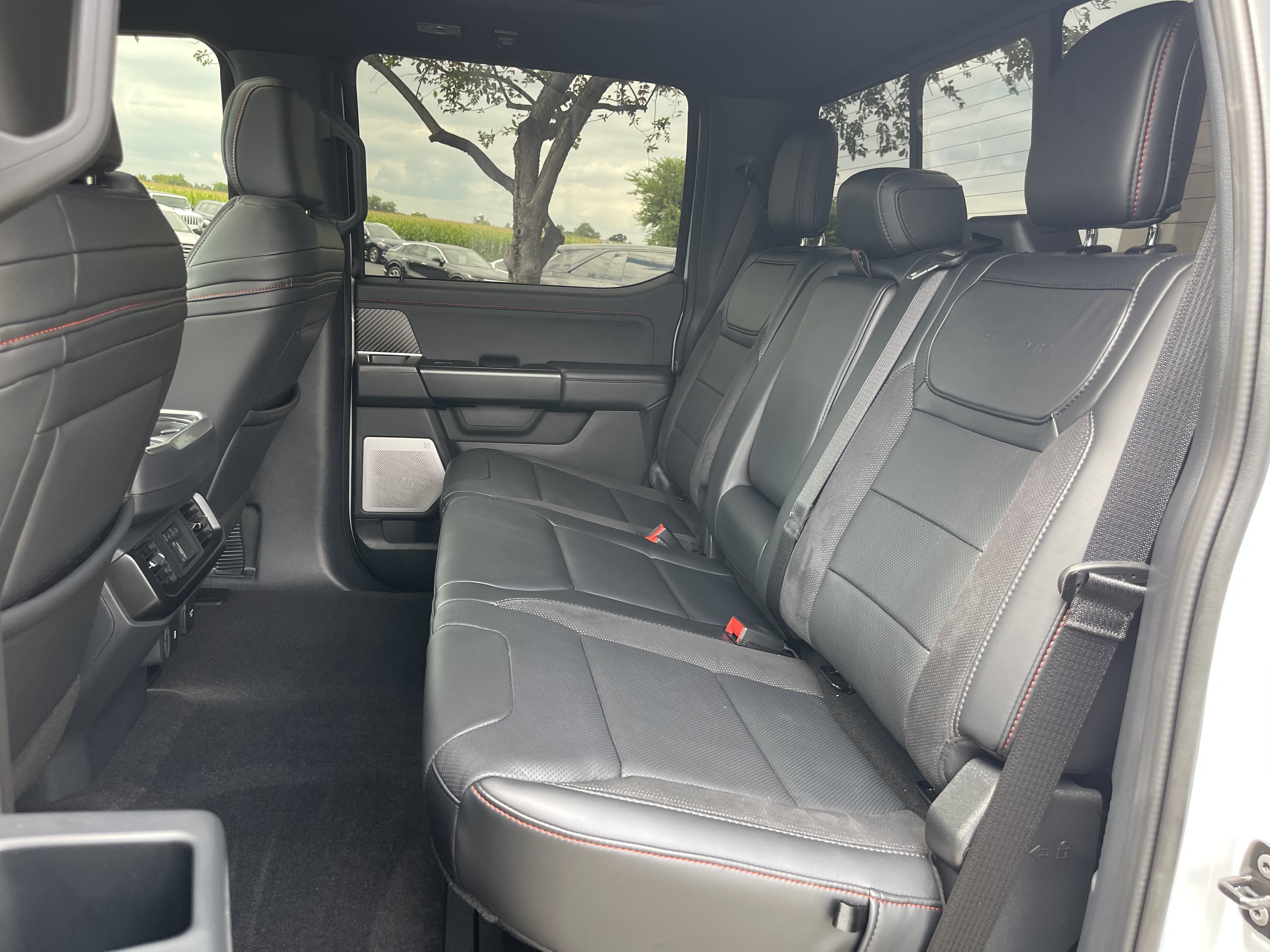 Used 2025 Ford F150 Raptor AWD/4WD image 22