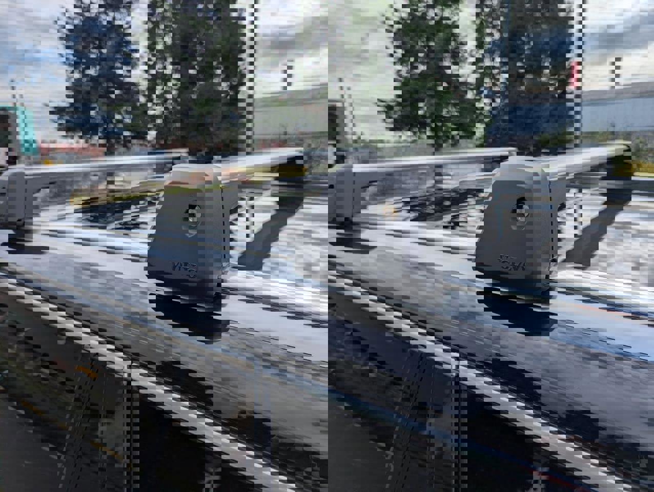 Used 2019 Volvo XC90 T8 R-Design w/ Advanced Package image 29