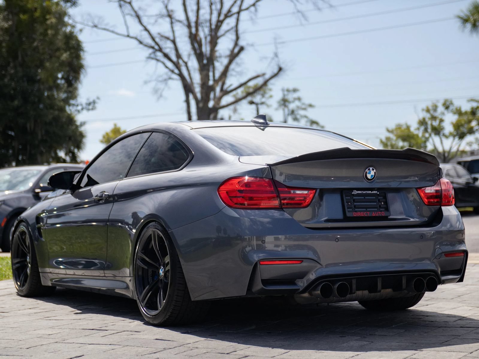 Used 2015 BMW M4 Coupe w/ Executive Package RWD image 9