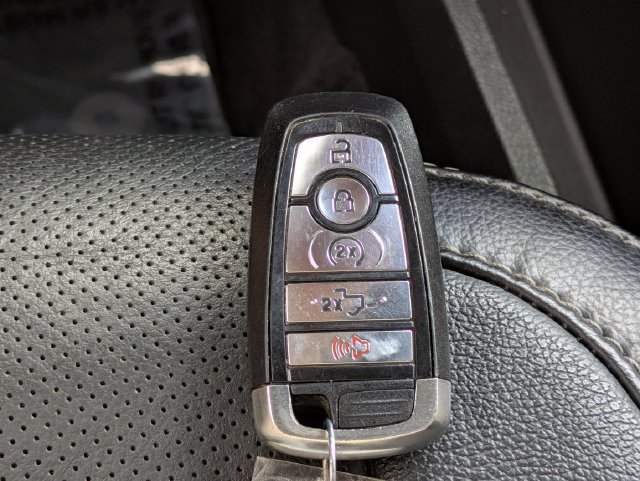Used 2018 Ford F150 Lariat w/ Equipment Group 502A Luxury AWD/4WD image 31