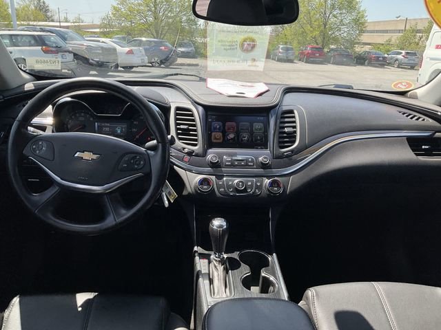 Used 2017 Chevrolet Impala LT w/ Convenience Package FWD image 10