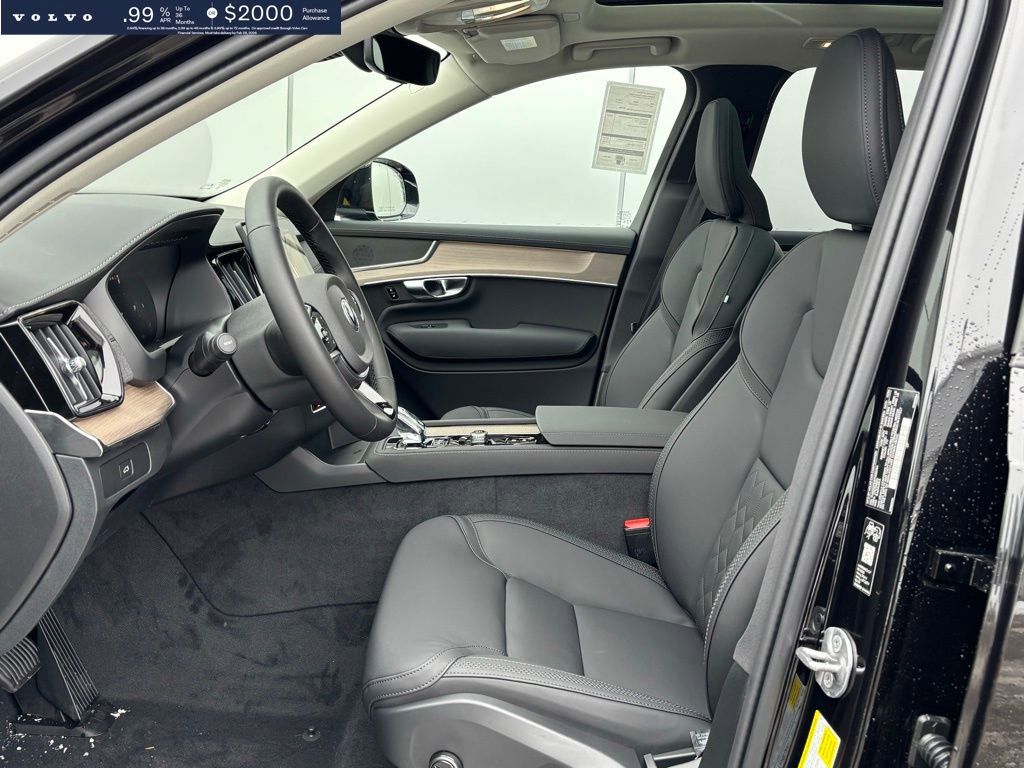 New 2026 Volvo XC90 B6 Plus w/ Protection Package AWD/4WD image 15