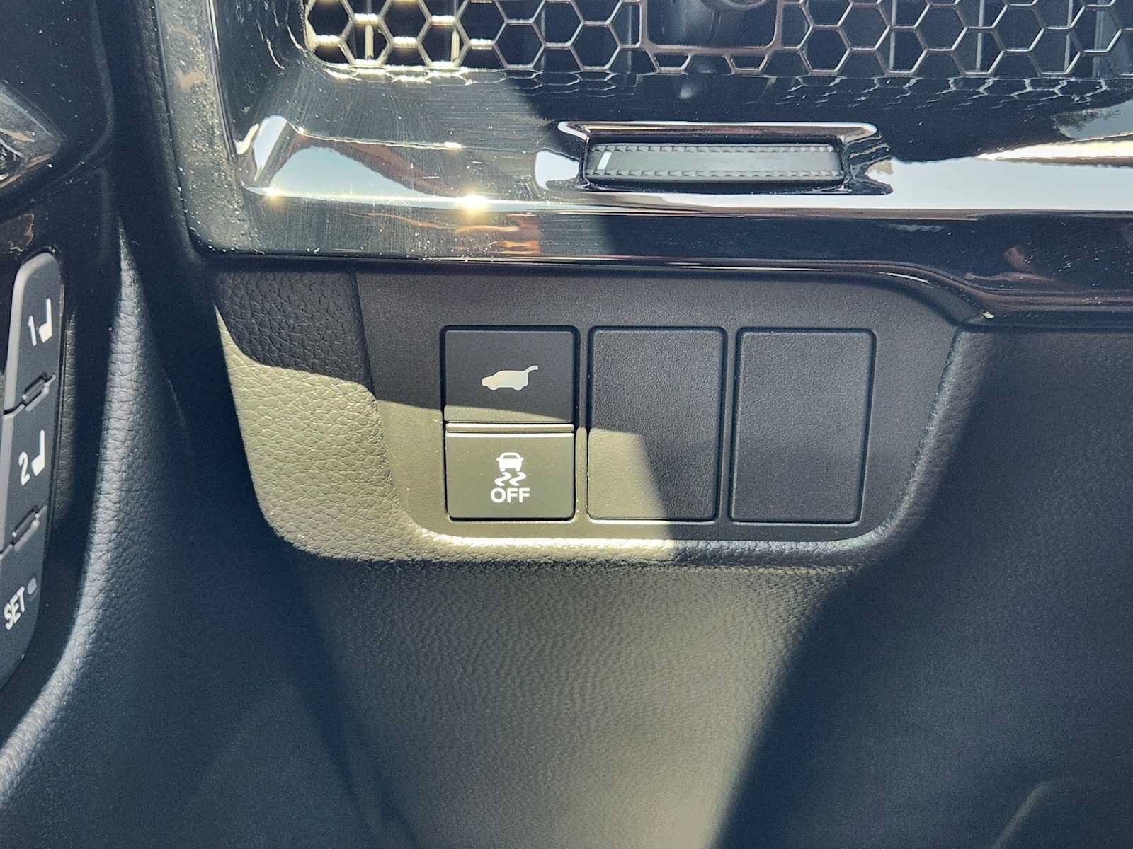 Used 2025 Honda CR-V EX-L image 21