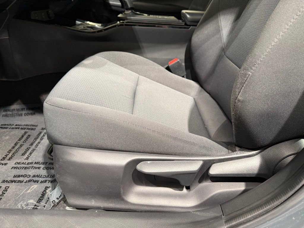 Used 2023 Toyota Prius LE image 14