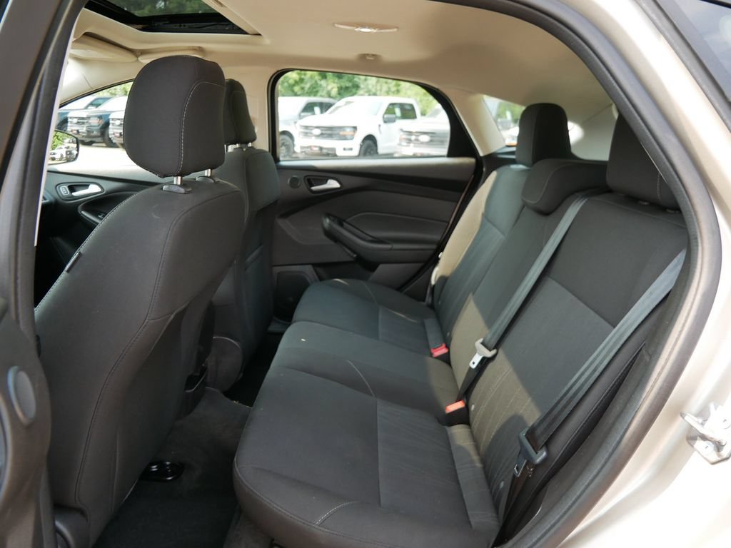 Certified 2018 Ford Focus SEL FWD image 12