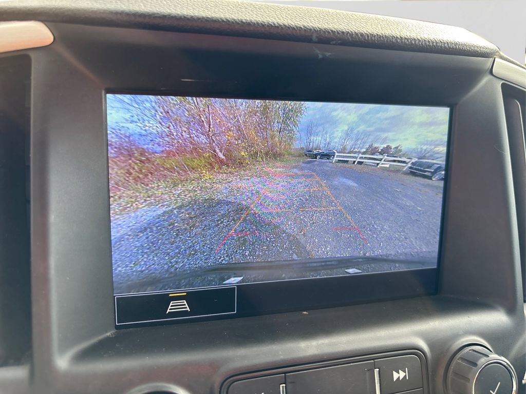 Used 2022 GMC Terrain SLE w/ Driver Convenience Package image 28