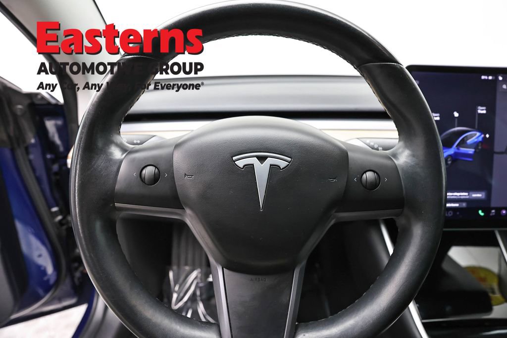 Used 2018 Tesla Model 3 Mid Range RWD image 10
