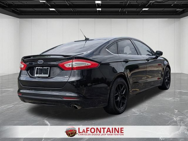 Used 2015 Ford Fusion SE w/ Equipment Group 201A FWD image 5