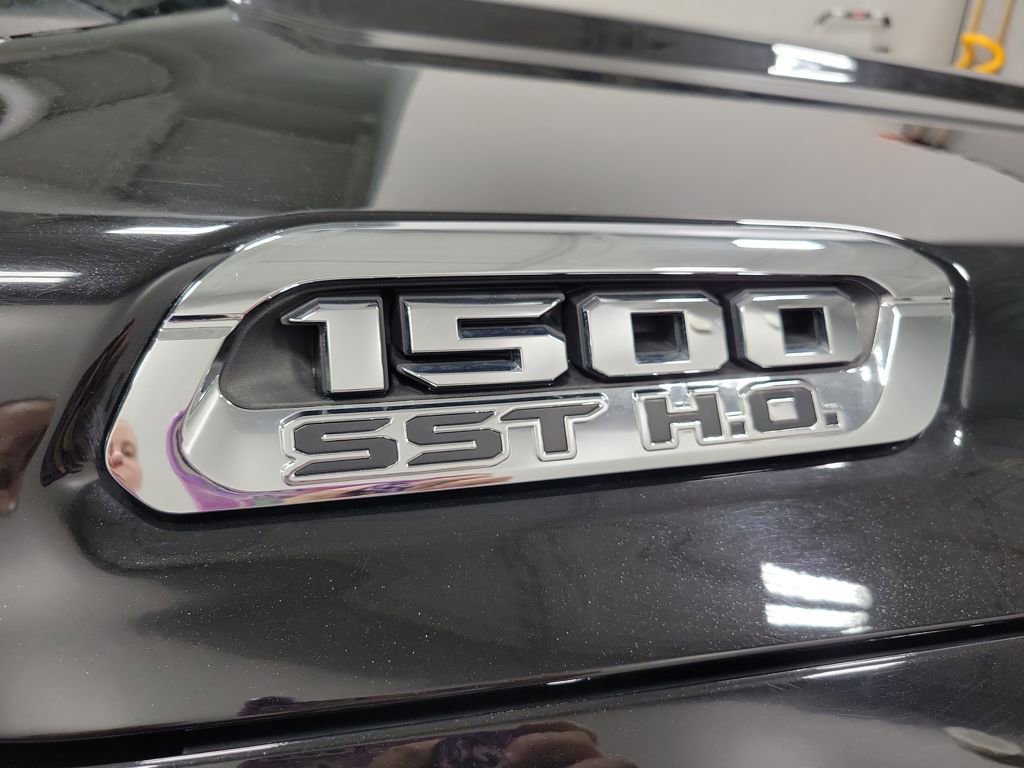 Used 2025 RAM 1500 Limited AWD/4WD image 26