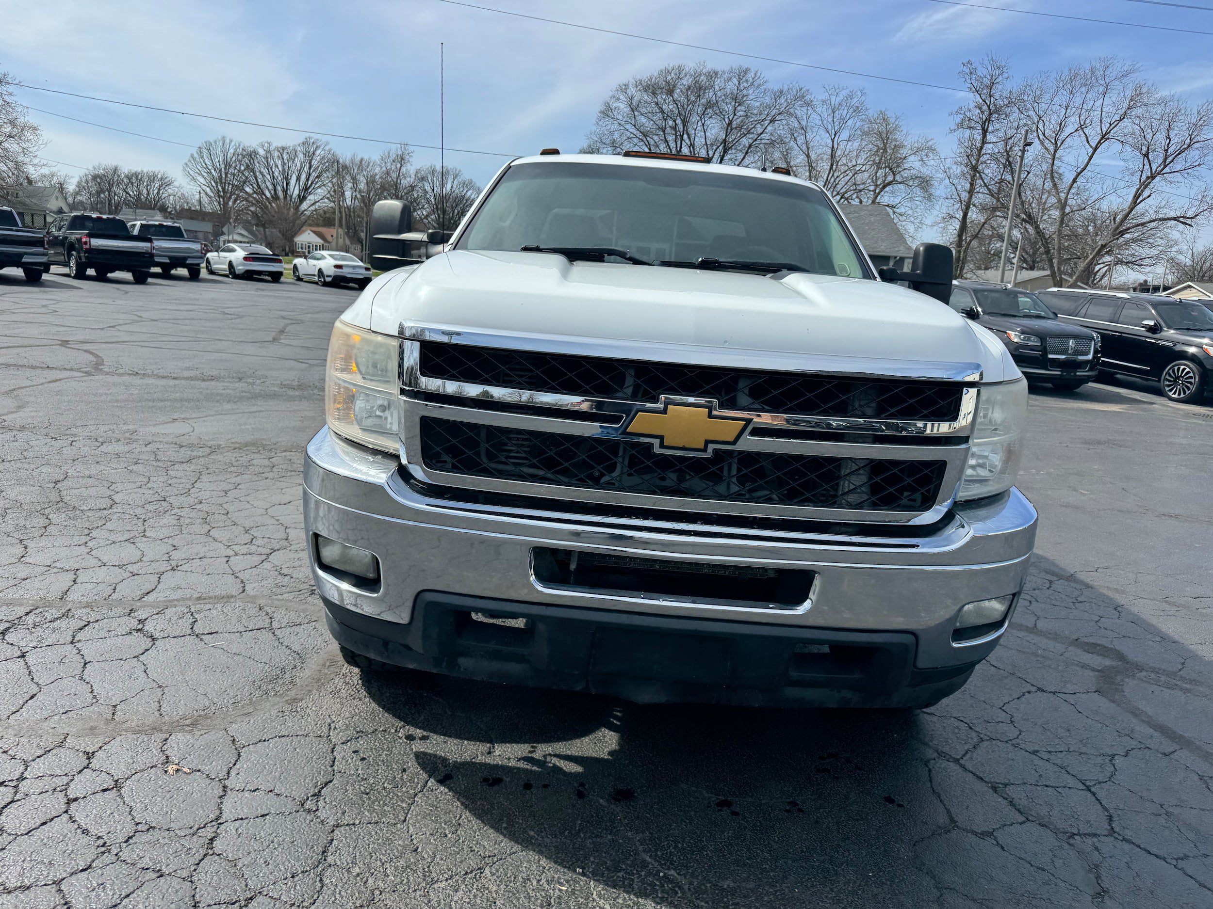 Used 2014 Chevrolet Silverado 3500 LTZ w/ LTZ Plus Package AWD/4WD image 8
