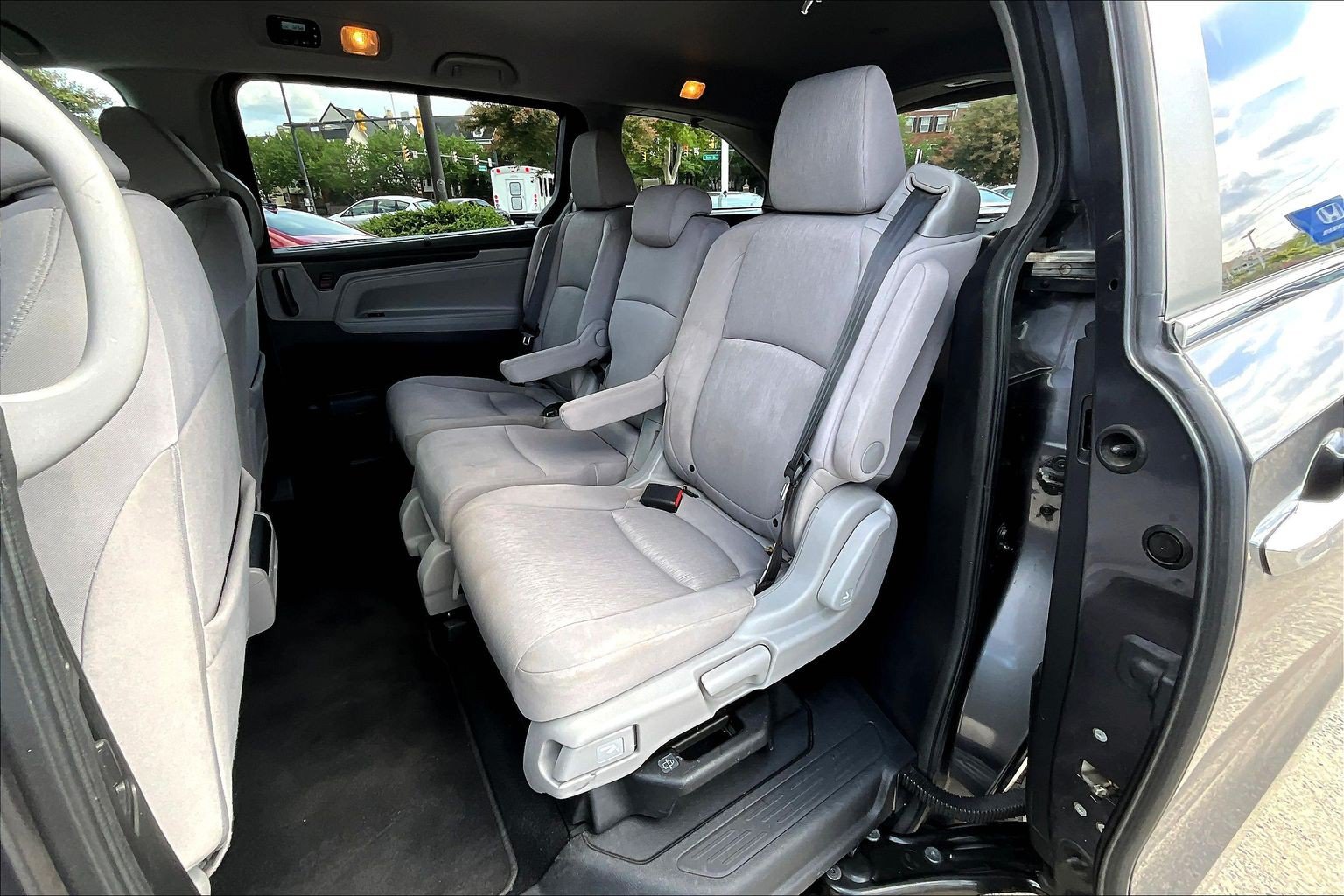Used 2019 Honda Odyssey EX image 27