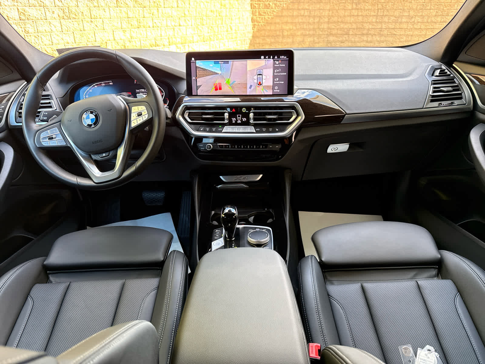 Certified 2025 BMW X4 xDrive30i image 8