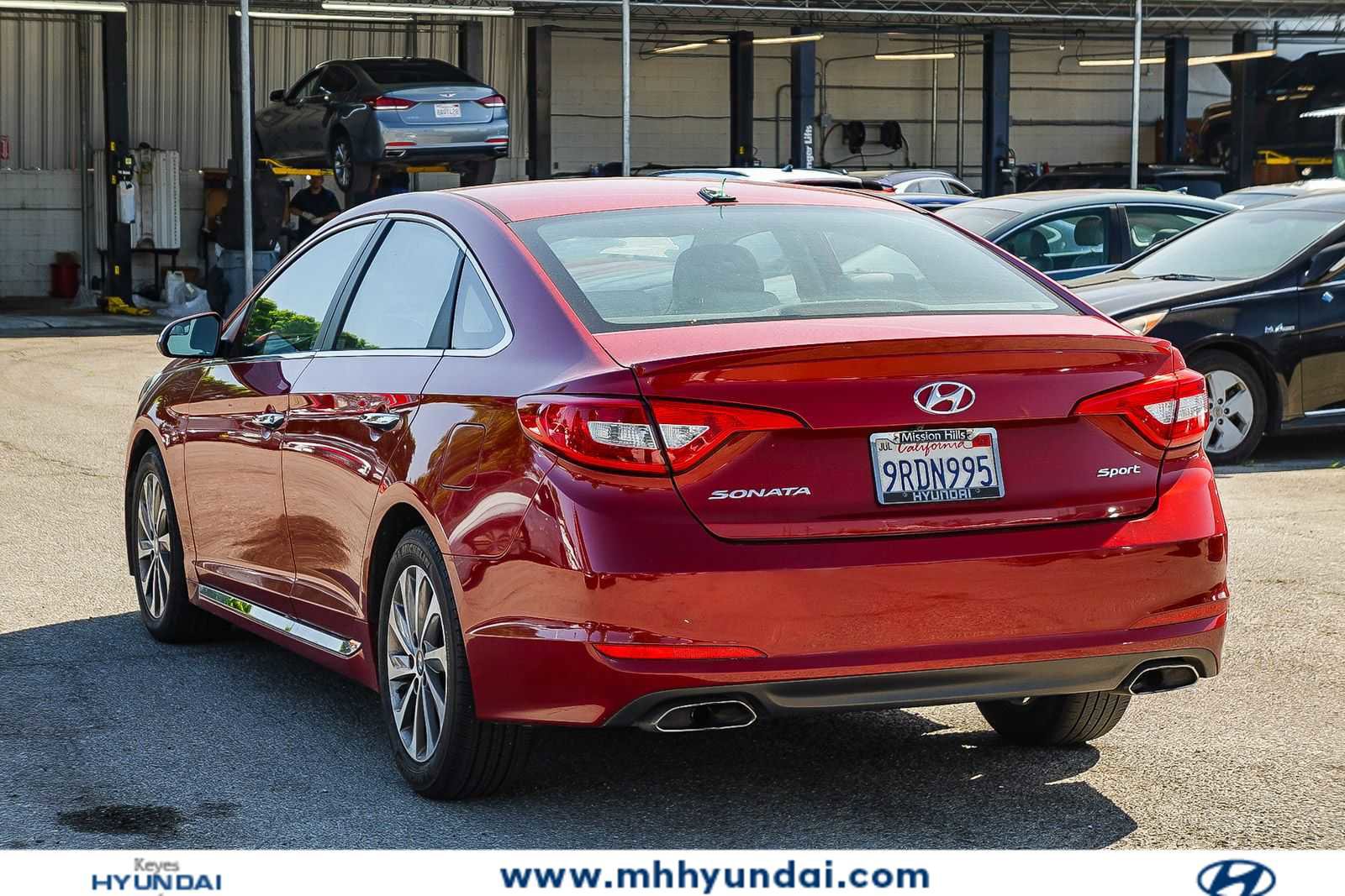 Used 2017 Hyundai Sonata Sport w/ Value Edition Package 02 FWD image 6