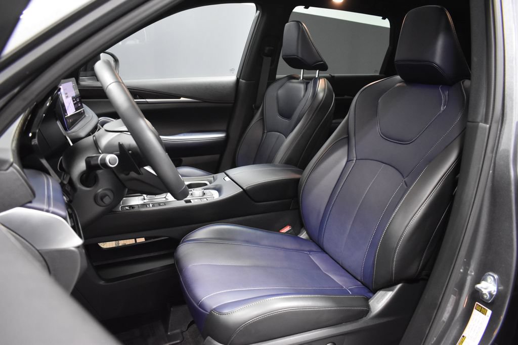 Used 2026 INFINITI QX60 Sport w/ Dark Cargo Package AWD/4WD image 5