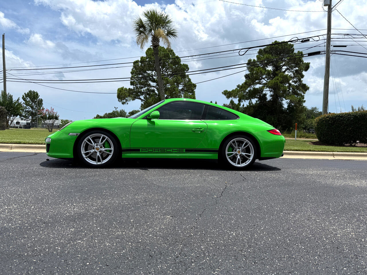 Used 2009 Porsche 911 Carrera 4 image 2
