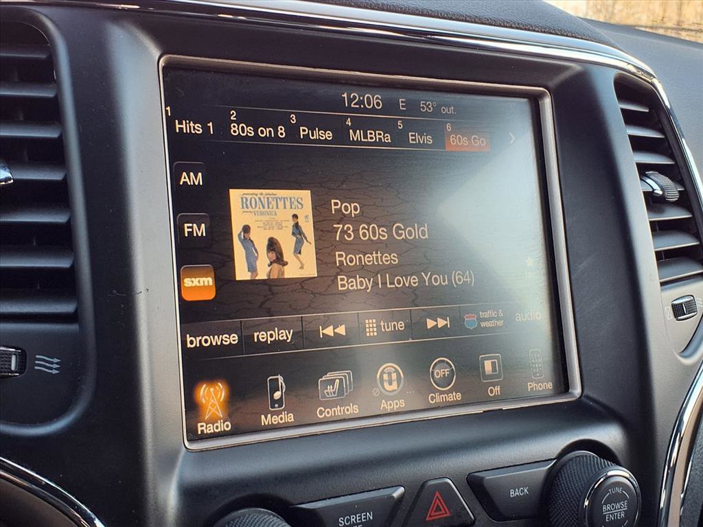 Used 2017 Jeep Grand Cherokee Limited image 12