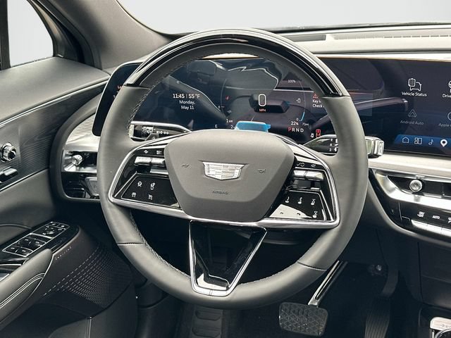Used 2026 Cadillac Lyriq Luxury w/ LPO, Floor Liner Package AWD/4WD image 5