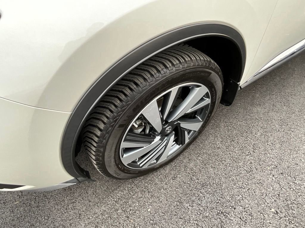 Certified 2018 Nissan Murano Platinum w/ Cargo Package image 30