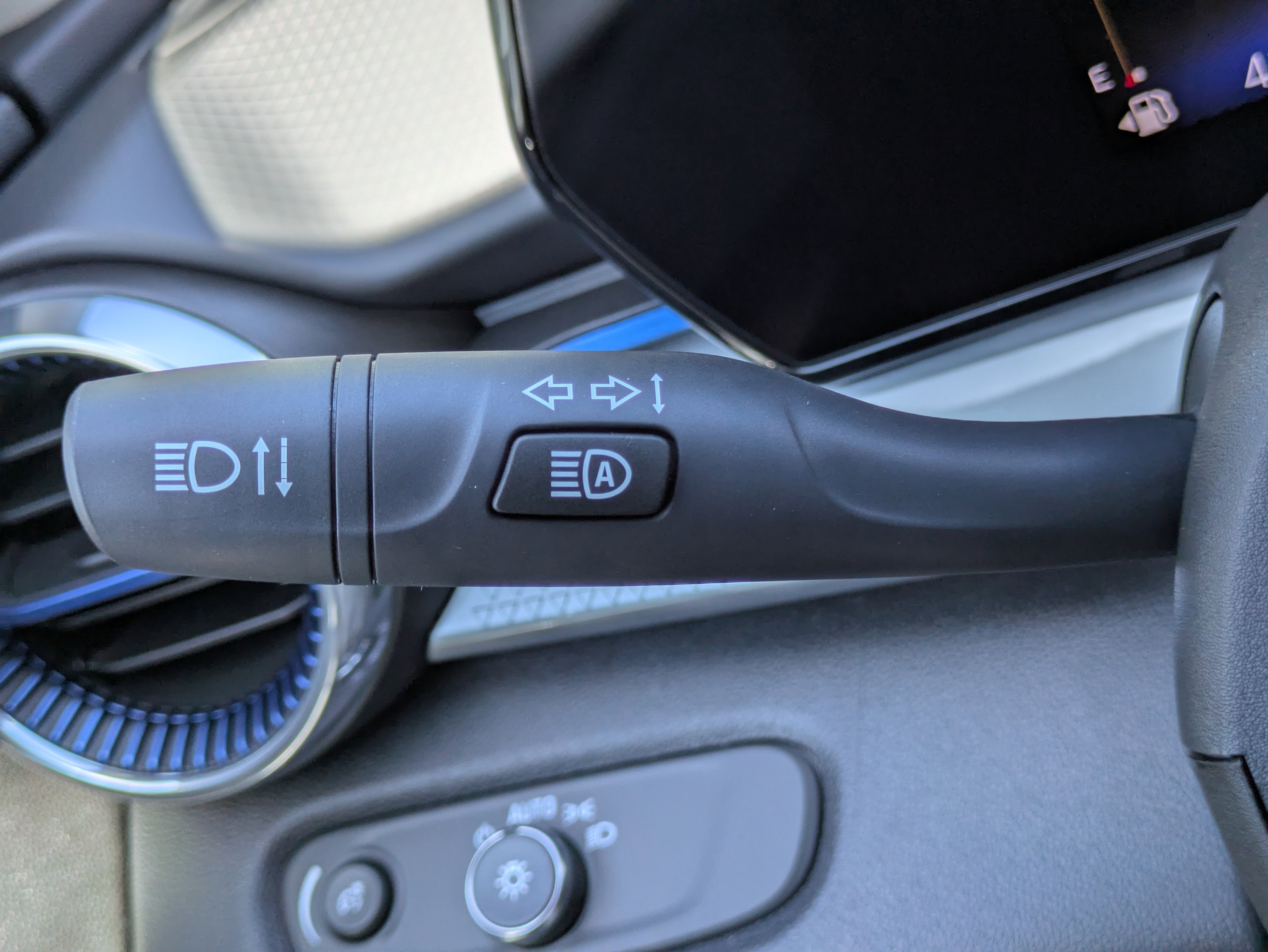 New 2026 Chevrolet Trax LT image 15