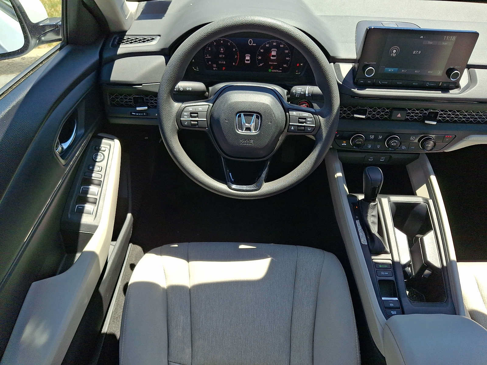 Certified 2023 Honda Accord EX image 11