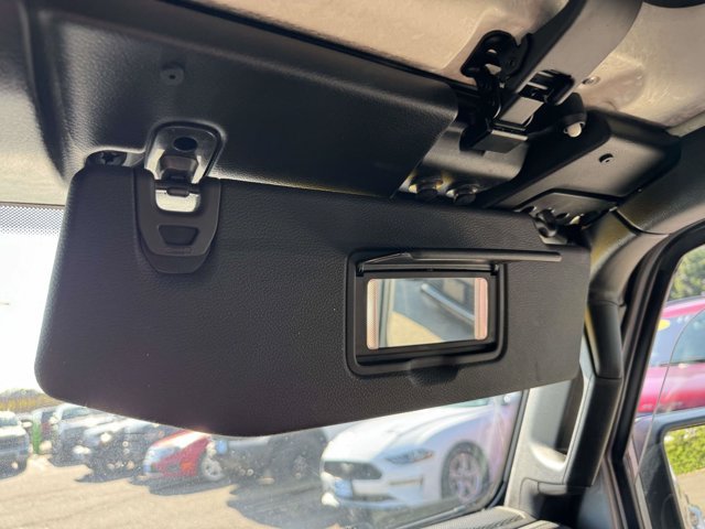 Used 2018 Jeep Wrangler Unlimited Sahara AWD/4WD image 28