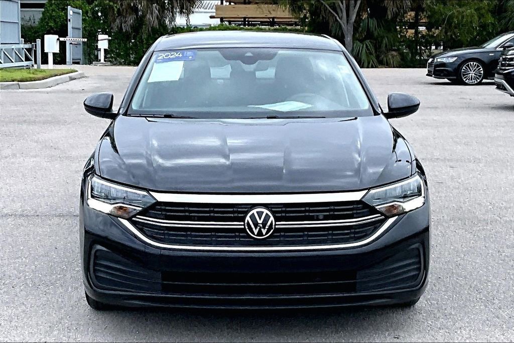 Certified 2024 Volkswagen Jetta S image 10
