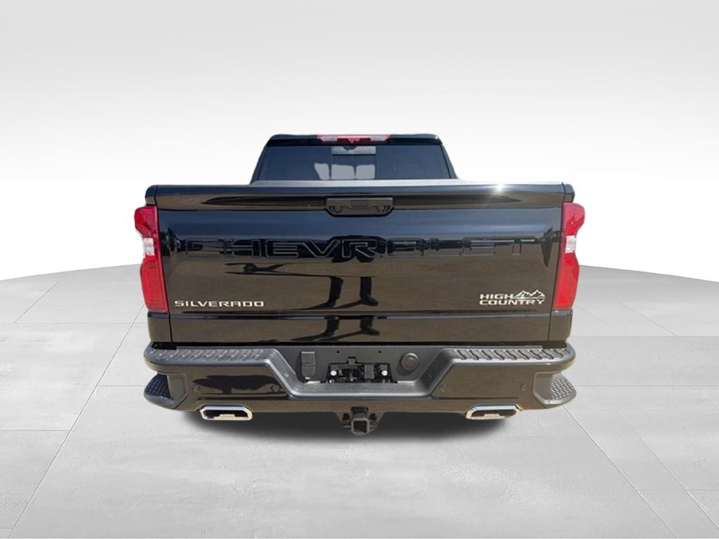 New 2026 Chevrolet Silverado 1500 High Country w/ High Country Premium Package AWD/4WD image 4