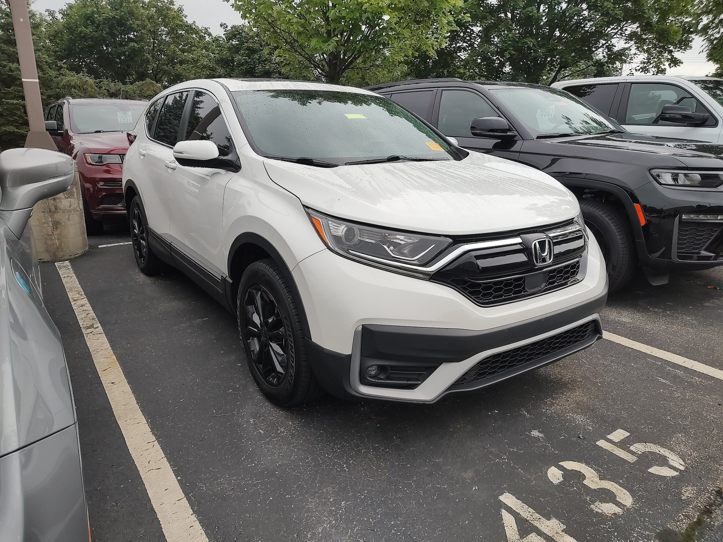 Used 2020 Honda CR-V EX image 2