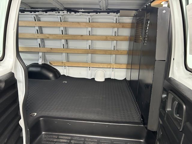Used 2023 GMC Savana 2500 w/ Driver Convenience Package RWD image 15