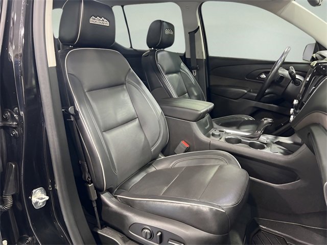 Used 2020 Chevrolet Traverse High Country image 16