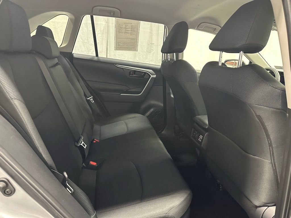 Used 2025 Toyota RAV4 LE image 53