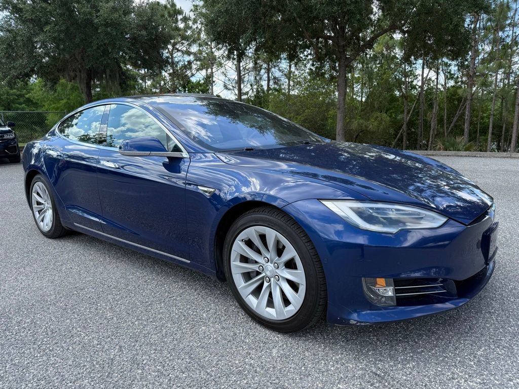 Used 2016 Tesla Model S 75D AWD/4WD image 3