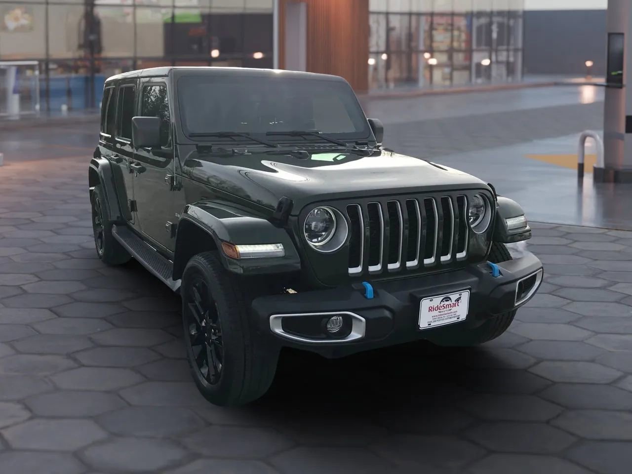 Used 2023 Jeep Wrangler Unlimited Sahara w/ Cold Weather Group image 8