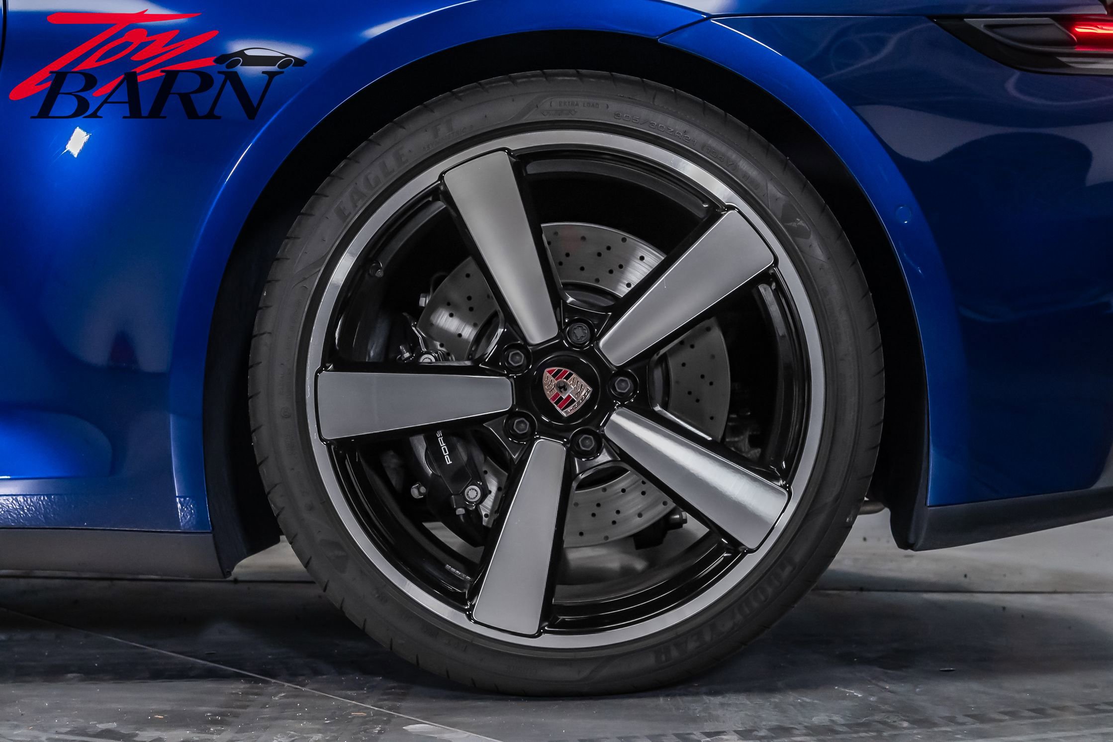 Used 2025 Porsche 911 Carrera S image 18