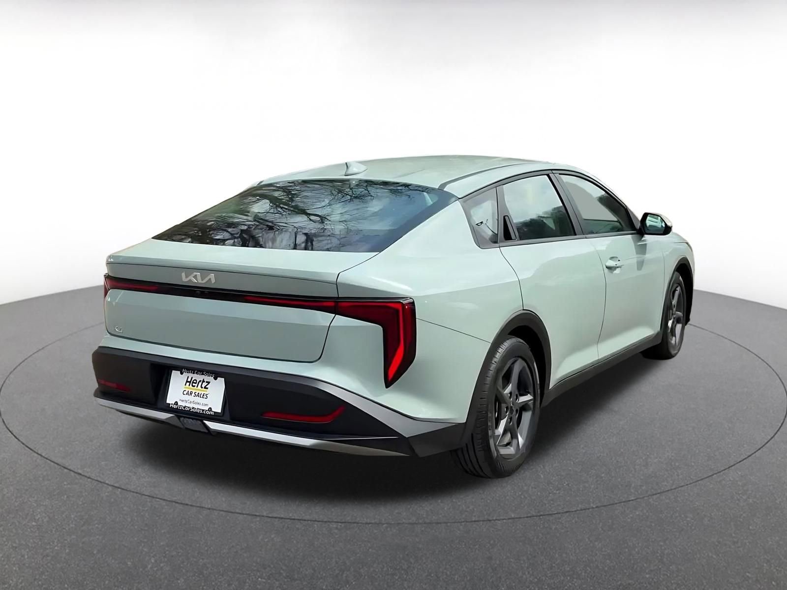 Used 2025 Kia K4 LXS image 14