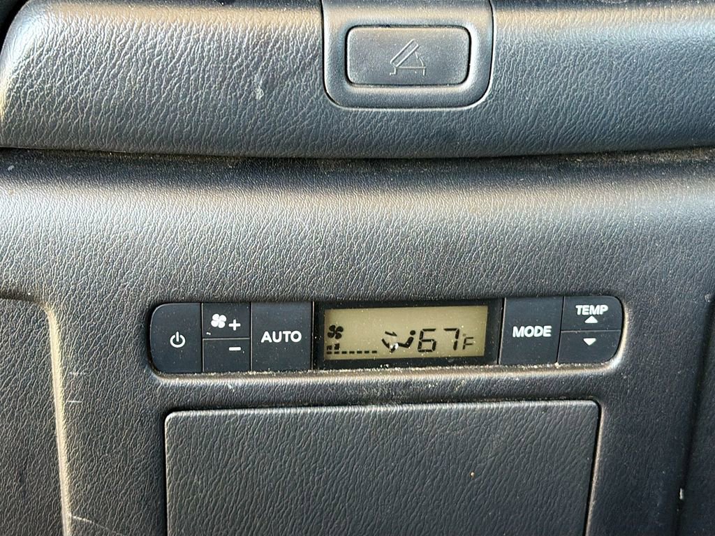 Used 2023 Nissan Armada SV w/ Cargo Package image 27