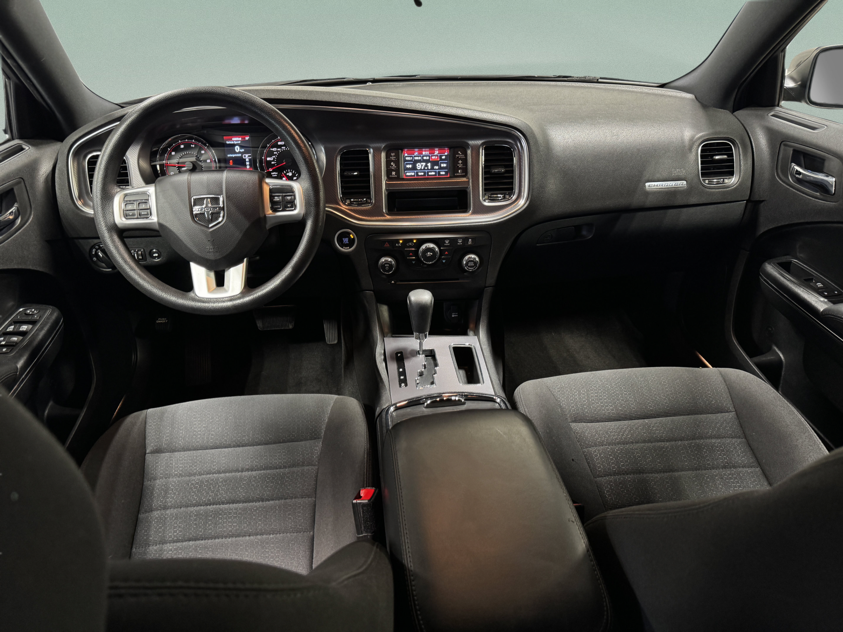 Used 2014 Dodge Charger SE RWD image 16