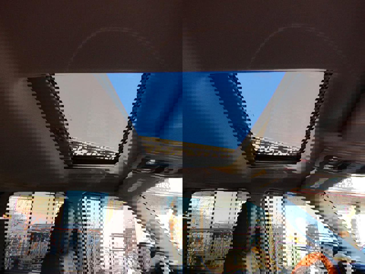 Used 2014 RAM 1500 Laramie Longhorn w/ Convenience Group image 9