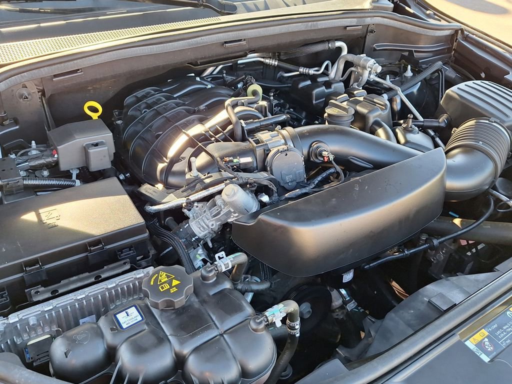 Used 2023 Dodge Durango GT image 35